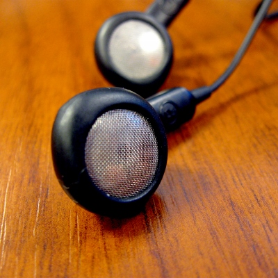 earbuds (400x400)